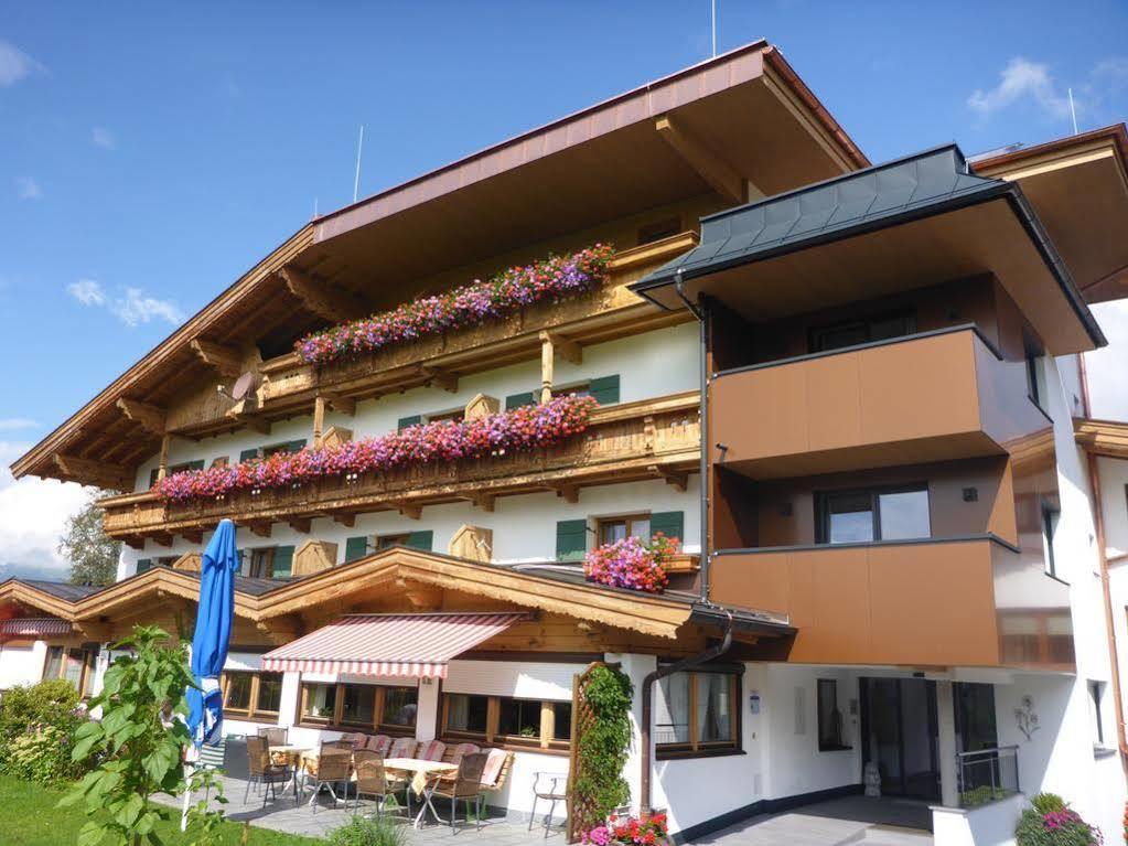 Fruehstueckspension Tannenhof Kirchberg in Tirol Bagian luar foto